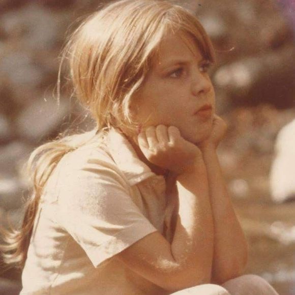 Meet your Posher, Lisa - Picture 1 of 1